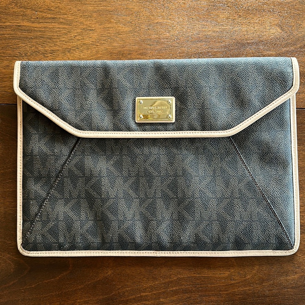 Michael Kors Laptop Tablet Pouch